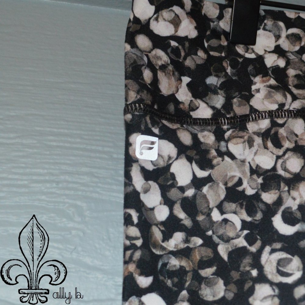 Fabletics Printed Legging - image 3